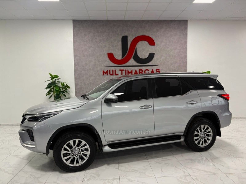 HILUX SW4 2.8 SRX 4X4 7 LUGARES 16V TURBO INTERCOOLER DIESEL 4P AUTOMÁTICO - 2021 - CAMPINAS DO SUL