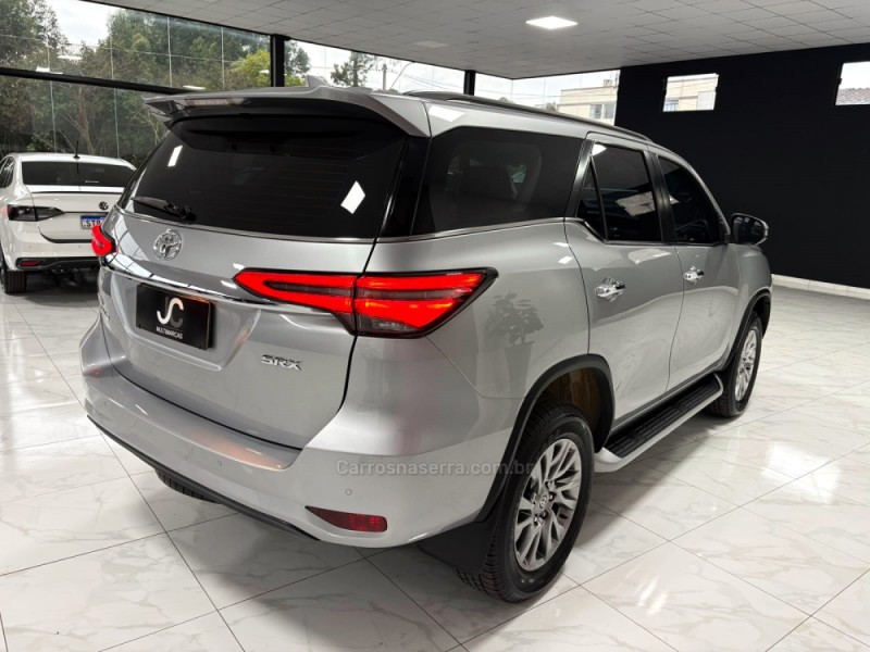HILUX SW4 2.8 SRX 4X4 7 LUGARES 16V TURBO INTERCOOLER DIESEL 4P AUTOMÁTICO - 2021 - CAMPINAS DO SUL