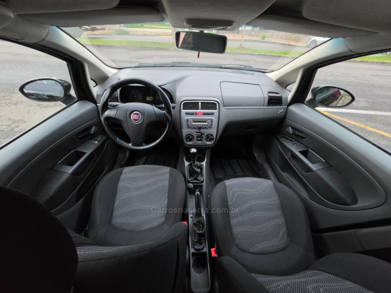 PUNTO 1.4 ATTRACTIVE ITALIA 8V FLEX 4P MANUAL - 2012 - VERANóPOLIS