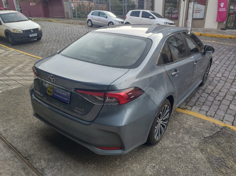 COROLLA 1.8 ALTIS PREMIUM 16V HÍBRIDO 4P AUTOMÁTICO - 2021 - GARIBALDI