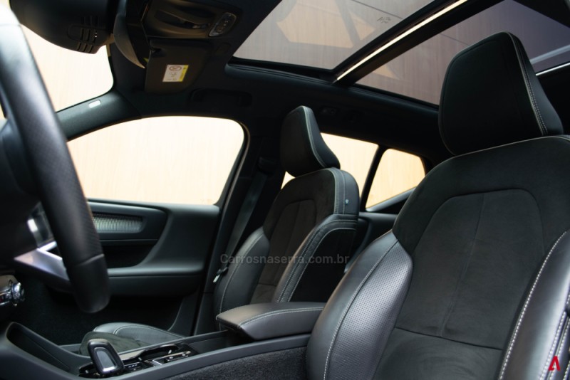 XC 40 1.5 T5 HÍBRIDO R-DESIGN FWD - 2021 - GARIBALDI