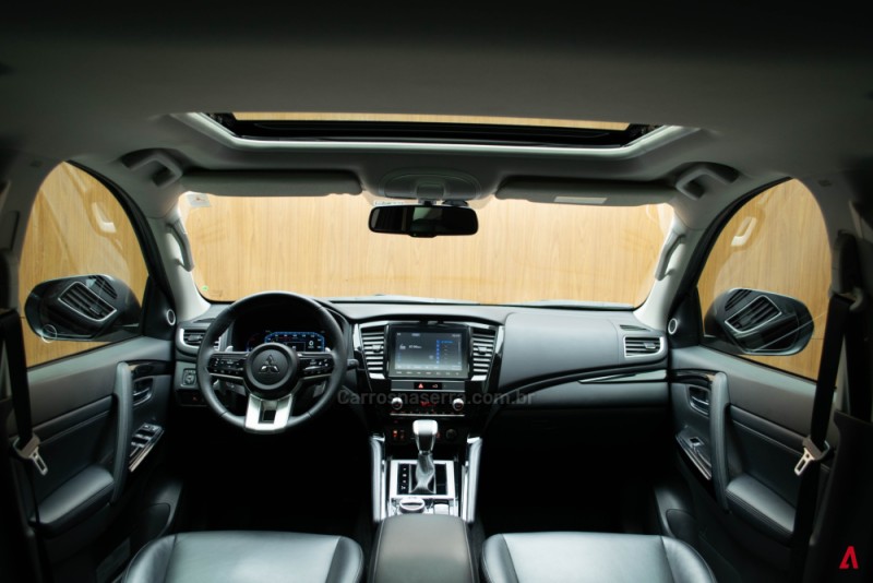 PAJERO SPORT 2.4 LEGEND 4X4 TURBO DIESEL 4P AUTOMÁTICO - 2025 - GARIBALDI
