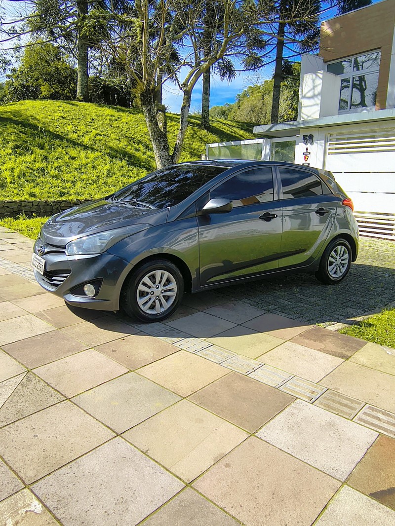 HB20 1.0 12V LIMITED FLEX 4P MANUAL - 2013 - FARROUPILHA
