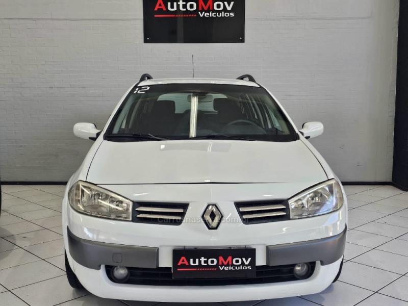 MÉGANE 2.0 DYNAMIQUE GRAND TOUR 16V GASOLINA 4P MANUAL - 2012 - CAXIAS DO SUL