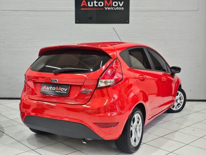 FIESTA 1.5 SE HATCH 16V FLEX 4P MANUAL - 2014 - CAXIAS DO SUL