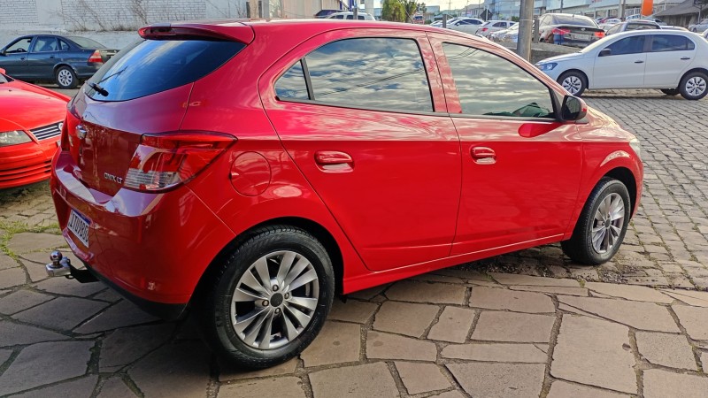ONIX 1.0 MPFI LT 8V FLEX 4P MANUAL - 2013 - CAXIAS DO SUL