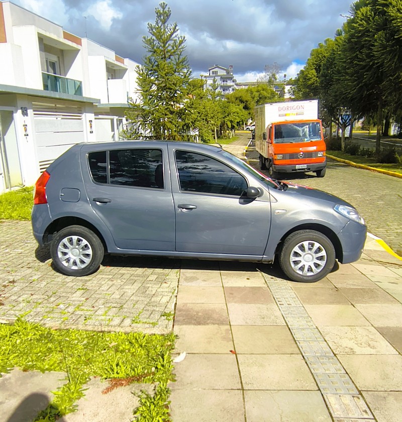 SANDERO 1.0 EXPRESSION 16V FLEX 4P MANUAL - 2009 - FARROUPILHA