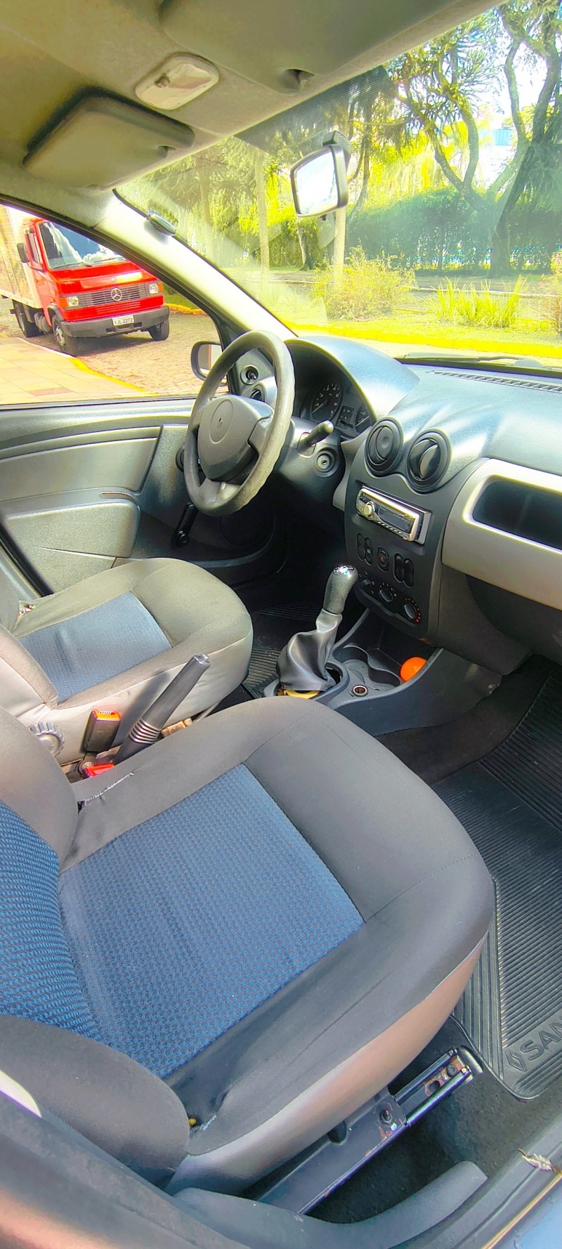SANDERO 1.0 EXPRESSION 16V FLEX 4P MANUAL - 2009 - FARROUPILHA