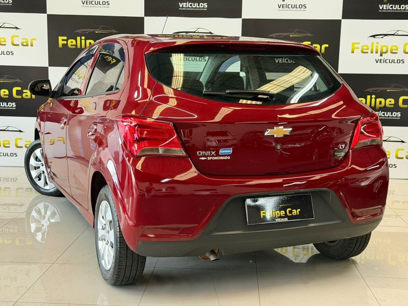 ONIX 1.0 MPFI LT 8V FLEX 4P MANUAL - 2018 - CAXIAS DO SUL