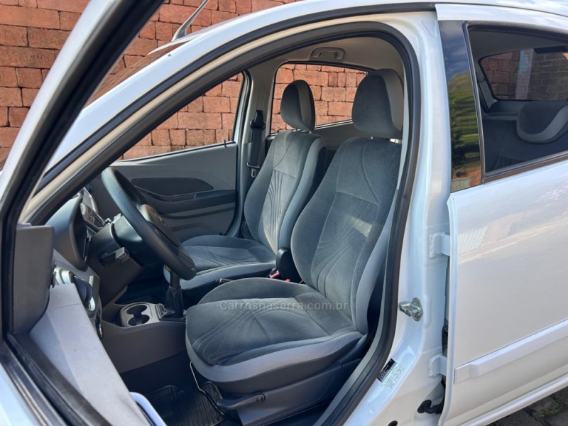 AGILE 1.4 MPFI LTZ 8V FLEX 4P MANUAL - 2012 - VENâNCIO AIRES