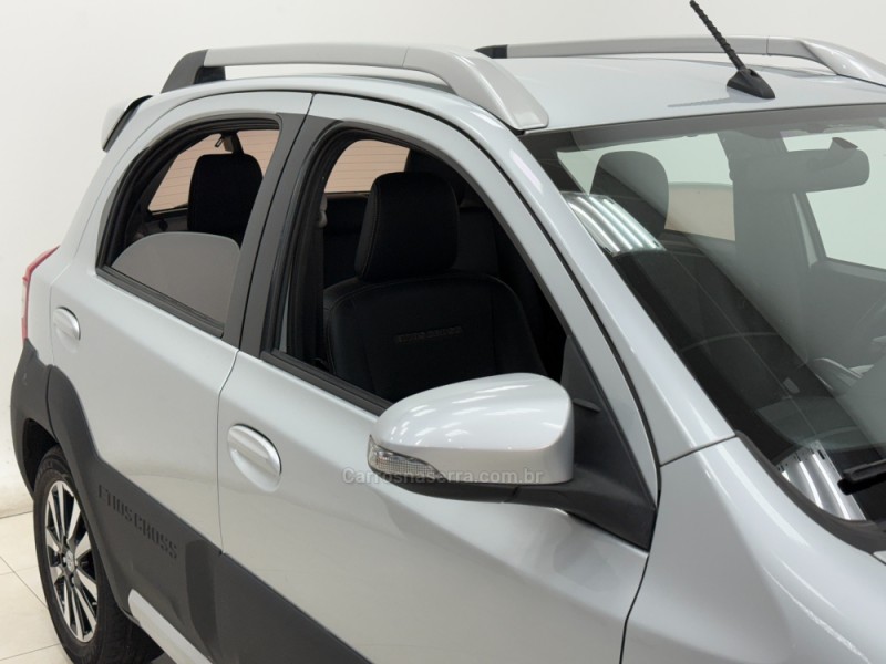 ETIOS CROSS 1.5 16V FLEX 4P AUTOMÁTICO - 2018 - SANTA CRUZ DO SUL
