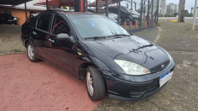 FOCUS 2.0 GLX 16V GASOLINA 4P AUTOMÁTICO - 2008 - FARROUPILHA