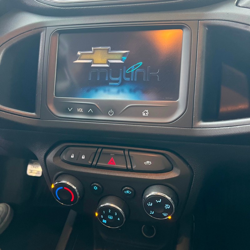 ONIX 1.4 MPFI LTZ 8V FLEX 4P MANUAL - 2014 - CAXIAS DO SUL