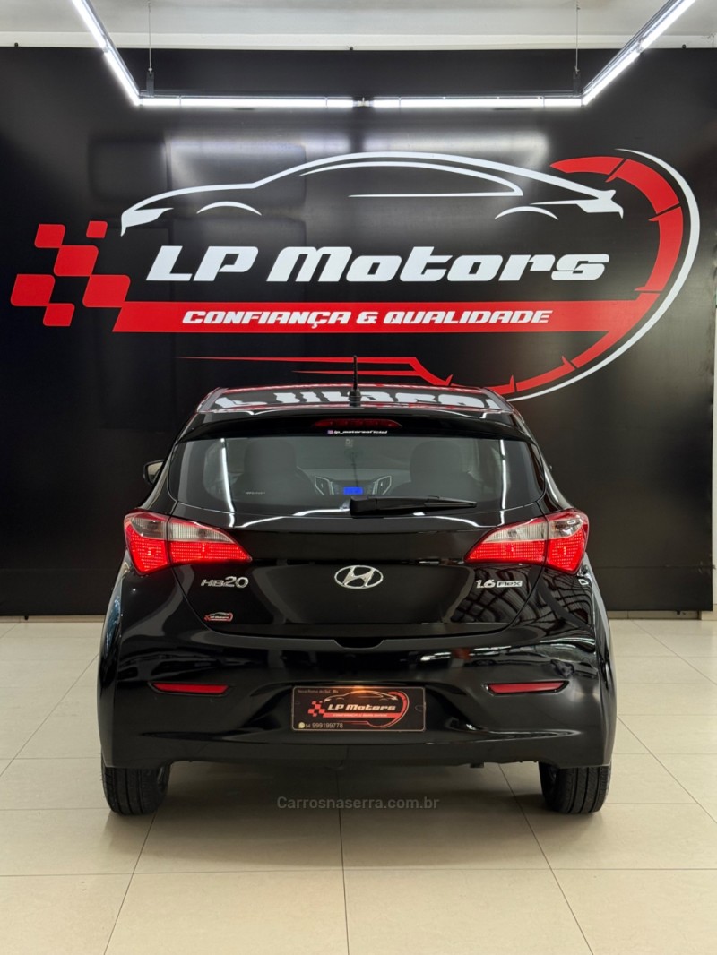 HB20 1.6 COMFORT 16V FLEX 4P MANUAL - 2015 - FARROUPILHA