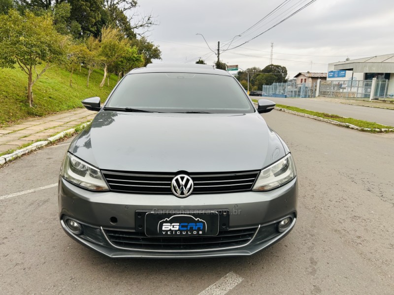 JETTA 2.0 TSI HIGHLINE 200CV GASOLINA 4P TIPTRONIC - 2012 - BENTO GONçALVES