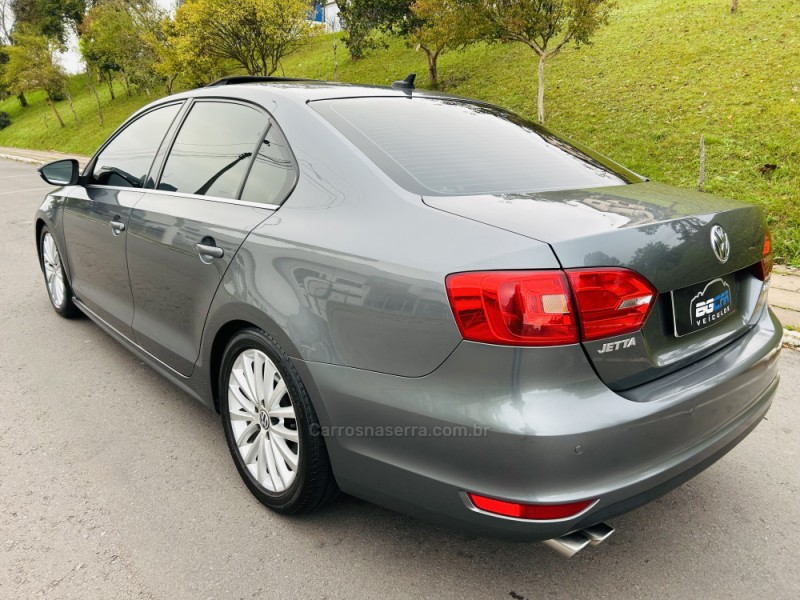 JETTA 2.0 TSI HIGHLINE 200CV GASOLINA 4P TIPTRONIC - 2012 - BENTO GONçALVES