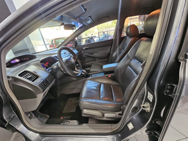 CIVIC 1.8 LXL 16V FLEX 4P AUTOMÁTICO - 2011 - CAXIAS DO SUL
