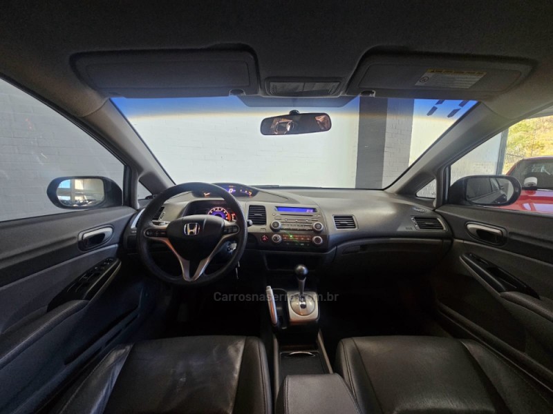 CIVIC 1.8 LXL 16V FLEX 4P AUTOMÁTICO - 2011 - CAXIAS DO SUL
