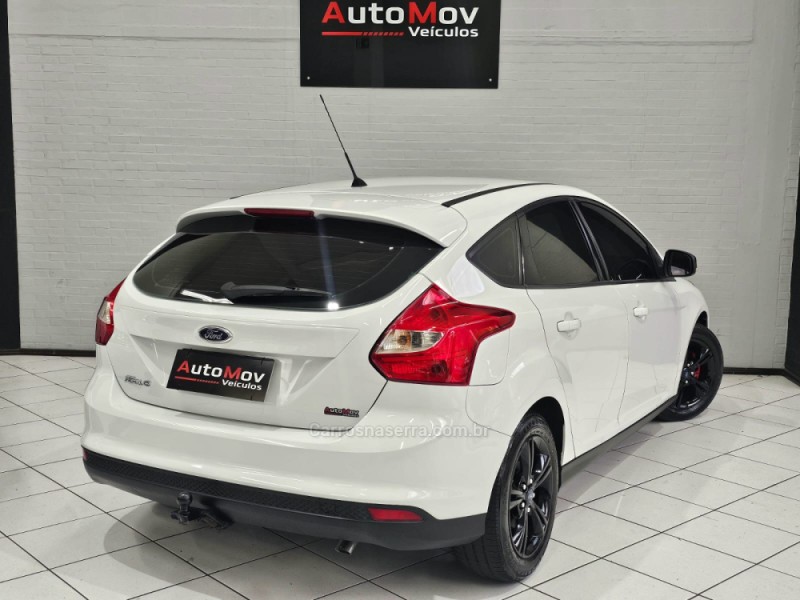 FOCUS 1.6 S 16V FLEX 4P MANUAL - 2014 - CAXIAS DO SUL