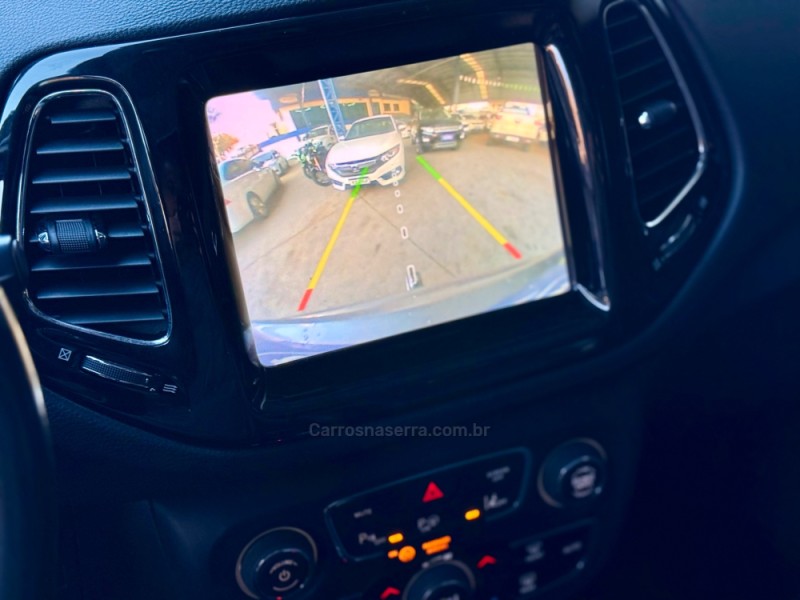 COMPASS 2.0 16V FLEX LIMITED AUTOMÁTICO - 2019 - CAXIAS DO SUL