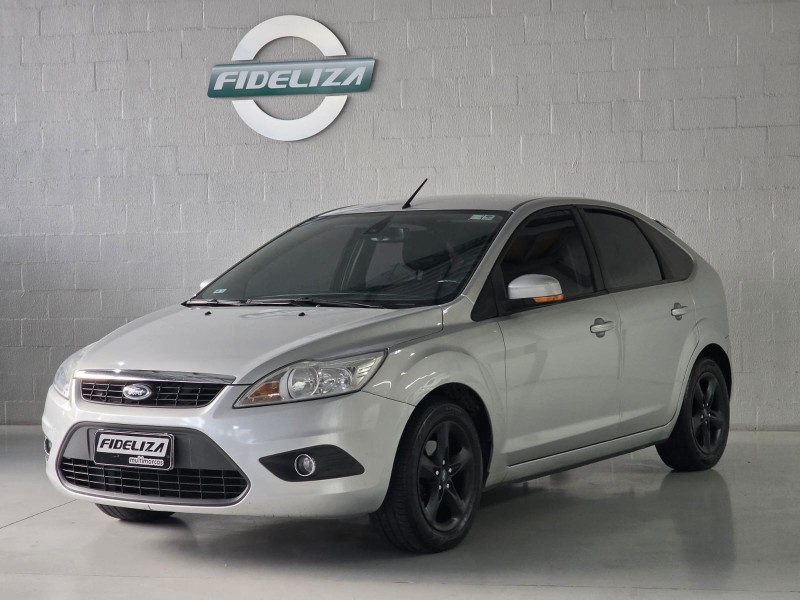 FOCUS 2.0 HC 16V FLEX 4P MANUAL - 2013 - FARROUPILHA