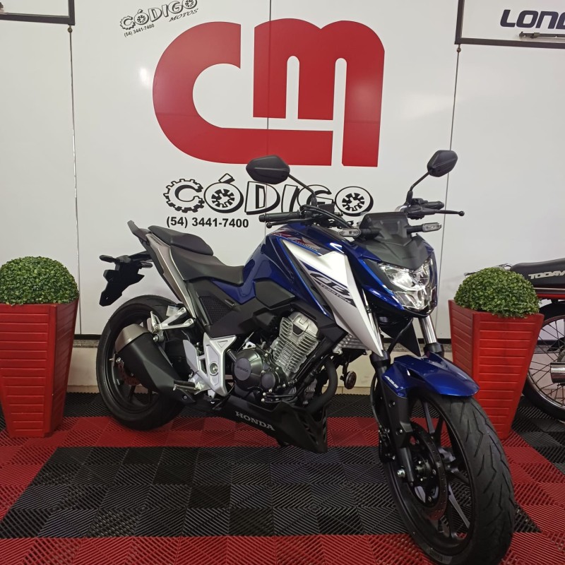 CB 300F TWISTER  - 2026 - VERANóPOLIS