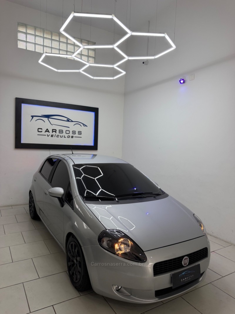 PUNTO 1.4 ATTRACTIVE 8V FLEX 4P MANUAL - 2011 - CAXIAS DO SUL