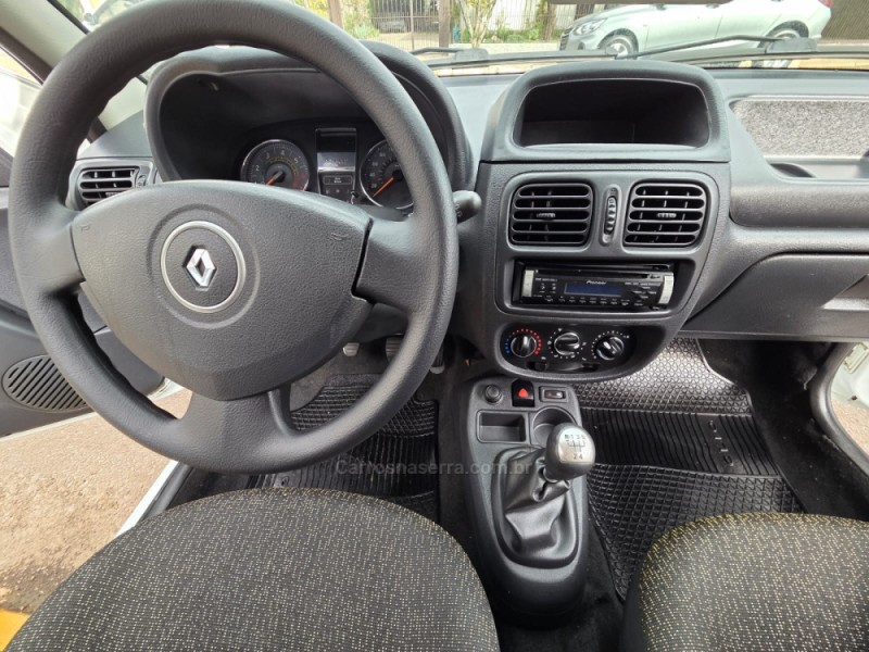 CLIO 1.0 EXPRESSION 16V FLEX 4P MANUAL - 2014 - PICADA CAFé