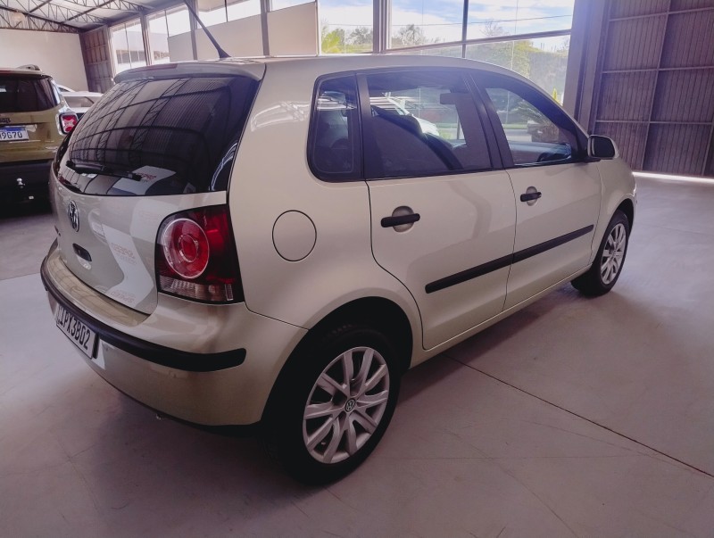 POLO 1.6 MI 8V FLEX 4P MANUAL - 2010 - SãO SEBASTIãO DO CAí