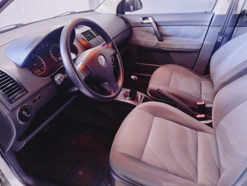 POLO 1.6 MI 8V FLEX 4P MANUAL - 2010 - SãO SEBASTIãO DO CAí