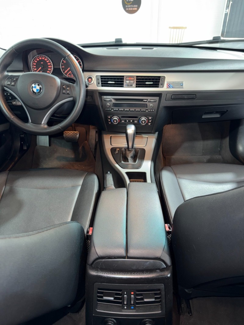 320I 2.0 16V GASOLINA 4P AUTOMÁTICO - 2008 - CAXIAS DO SUL