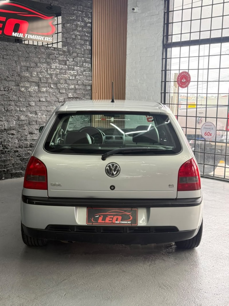 GOL 1.6 MI RALLYE 8V FLEX 4P MANUAL G.III - 2005 - CAXIAS DO SUL