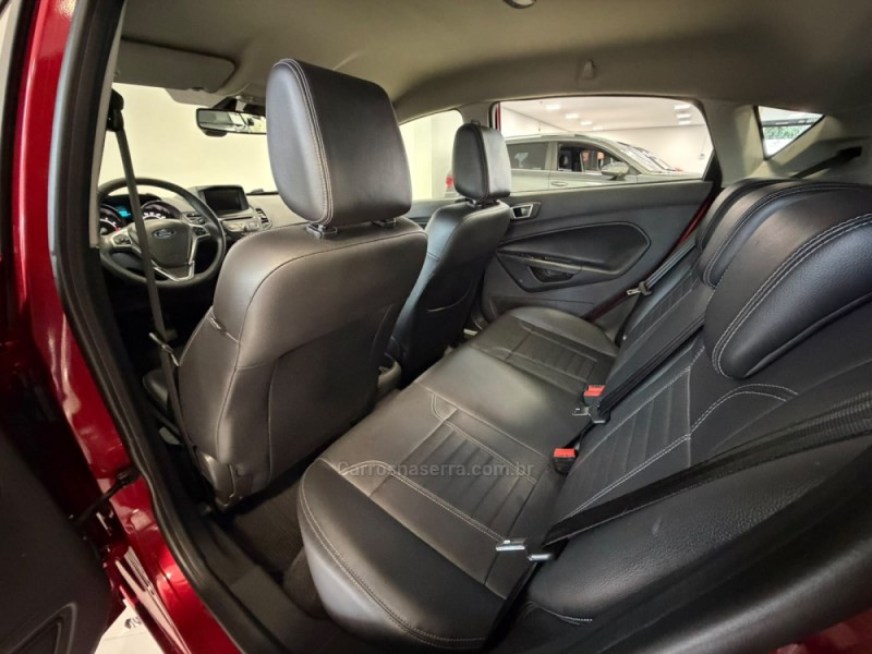 FIESTA 1.6 TITANIUM PLUS HATCH 16V FLEX 4P AUTOMÁTICO - 2018 - BENTO GONçALVES