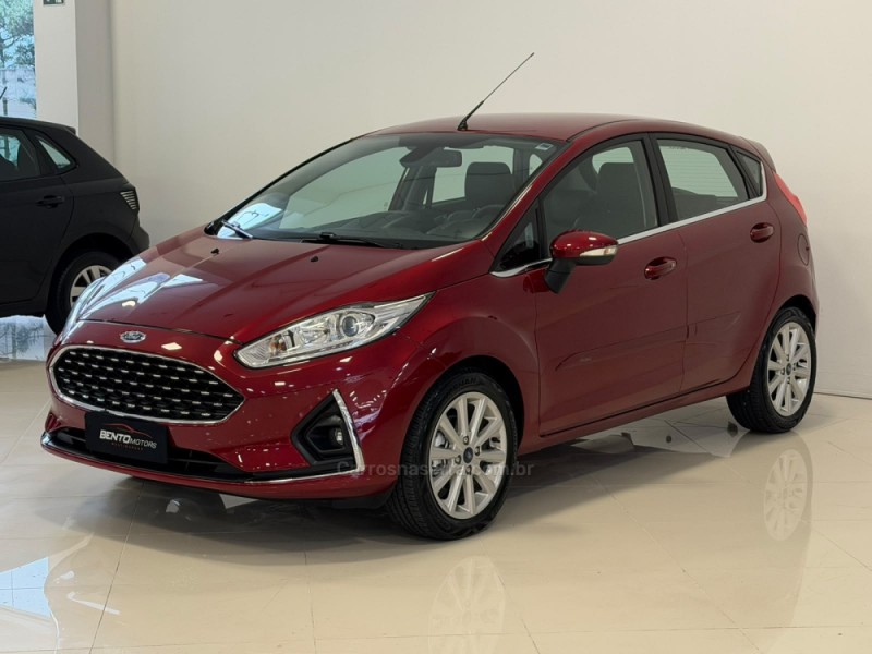 FIESTA 1.6 TITANIUM PLUS HATCH 16V FLEX 4P AUTOMÁTICO - 2018 - BENTO GONçALVES