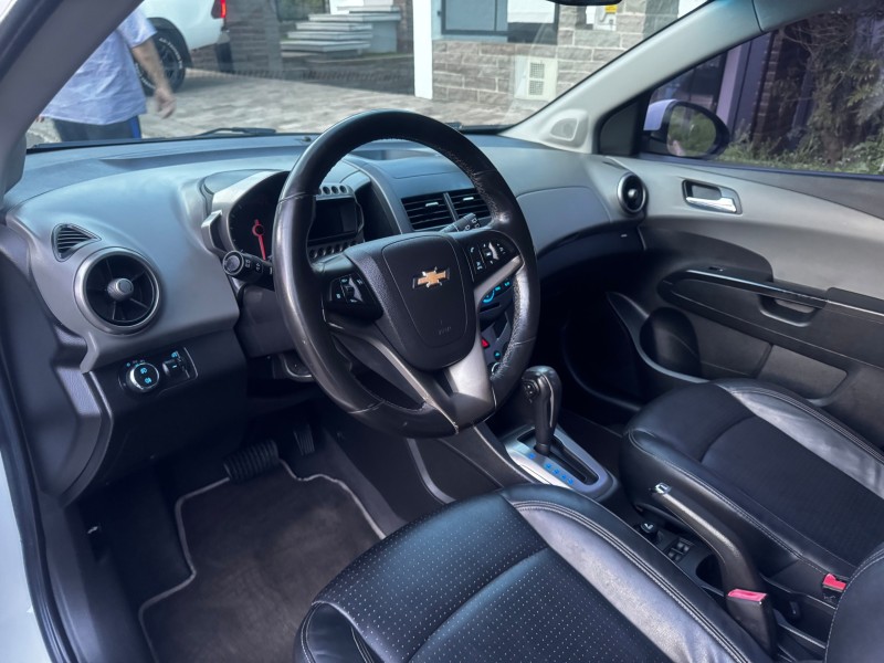 SONIC 1.6 LTZ 16V FLEX 4P AUTOMÁTICO - 2013 - DOIS IRMãOS