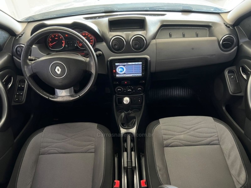 DUSTER 1.6 DYNAMIQUE 4X2 16V FLEX 4P MANUAL - 2013 - TAQUARA