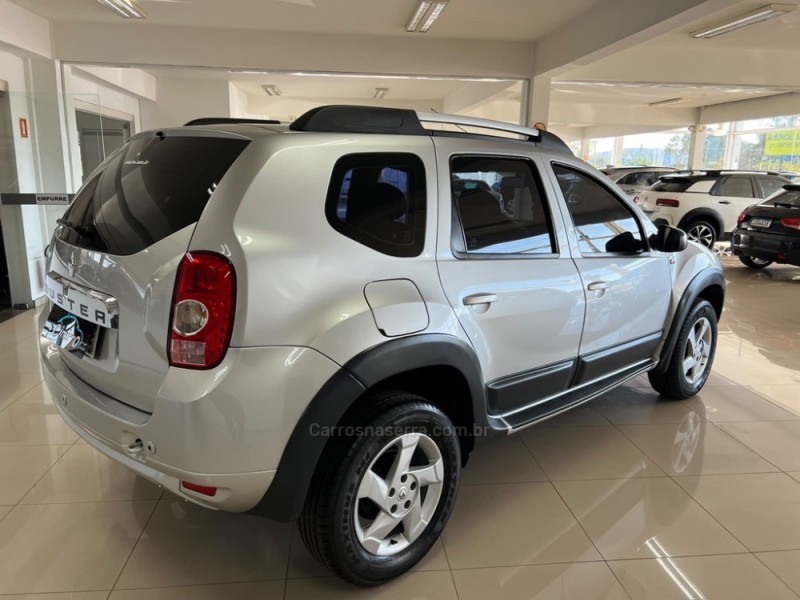 DUSTER 1.6 DYNAMIQUE 4X2 16V FLEX 4P MANUAL - 2013 - TAQUARA