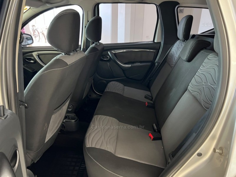 DUSTER 1.6 DYNAMIQUE 4X2 16V FLEX 4P MANUAL - 2013 - TAQUARA