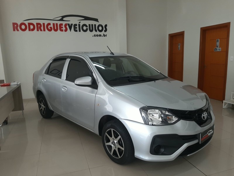 etios 1.5 x sedan 16v flex 4p manual 2021 caxias do sul