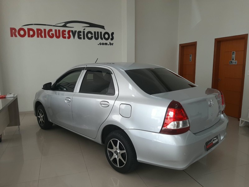ETIOS 1.5 X SEDAN 16V FLEX 4P MANUAL - 2021 - CAXIAS DO SUL