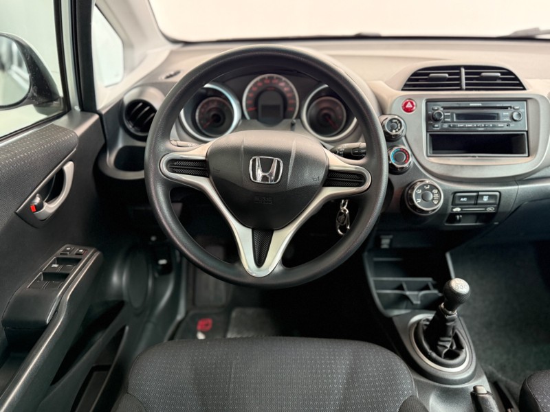 FIT 1.4 LX 8V FLEX 4P MANUAL - 2009 - CAXIAS DO SUL