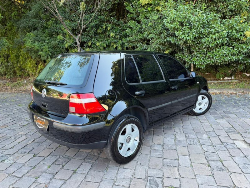 GOLF 2.0 MI 8V GASOLINA 4P MANUAL - 2004 - CAXIAS DO SUL