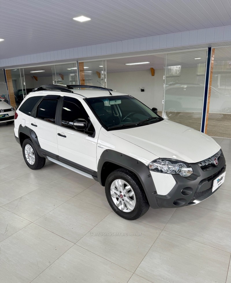 PALIO 1.8 MPI ADVENTURE WEEKEND 16V FLEX 4P AUTOMATIZADO - 2014 - VILA FLORES