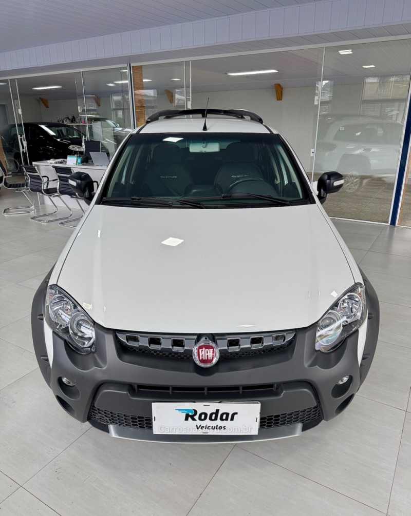PALIO 1.8 MPI ADVENTURE WEEKEND 16V FLEX 4P AUTOMATIZADO - 2014 - VILA FLORES