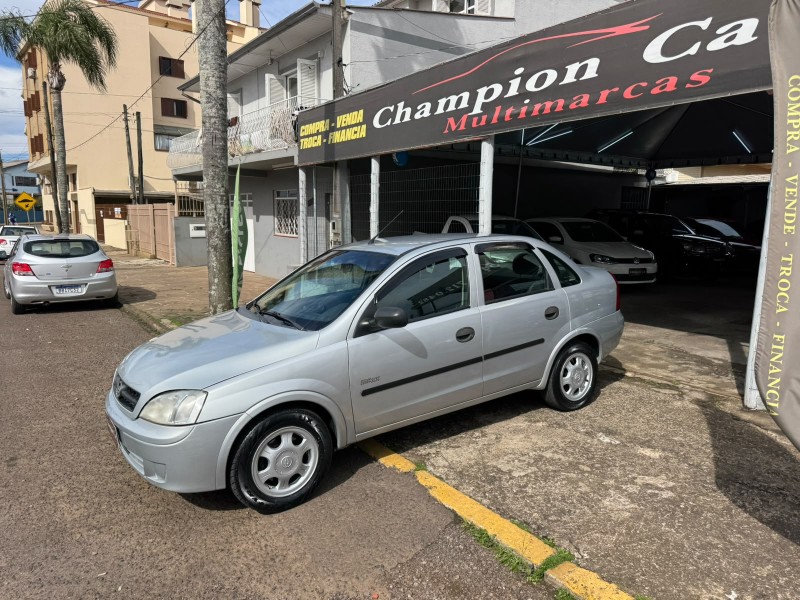 corsa 1.8 mpfi sedan 8v gasolina 4p manual 2004 vacaria