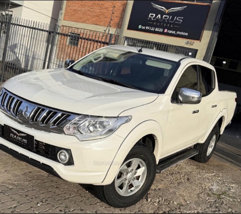 L200 TRITON 2.4 16V TURBO DIESEL SPORT HPE TOP CD 4P 4X4 AUTOMÁTICO - 2018 - CAXIAS DO SUL