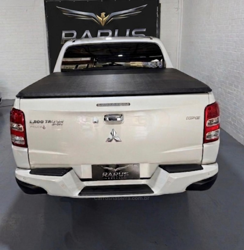 L200 TRITON 2.4 16V TURBO DIESEL SPORT HPE TOP CD 4P 4X4 AUTOMÁTICO - 2018 - CAXIAS DO SUL