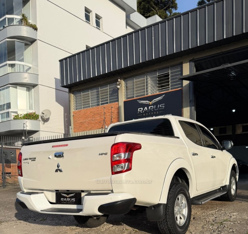 L200 TRITON 2.4 16V TURBO DIESEL SPORT HPE TOP CD 4P 4X4 AUTOMÁTICO - 2018 - CAXIAS DO SUL