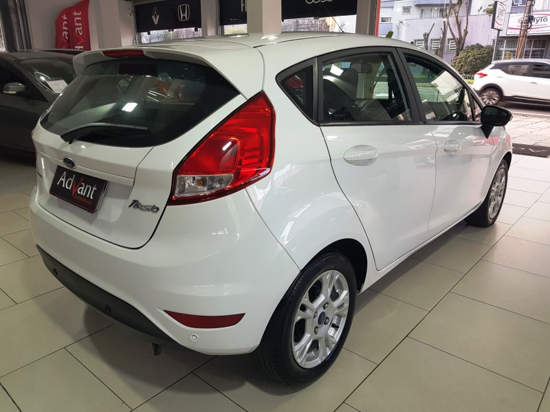 FIESTA 1.6 SE HATCH 16V FLEX 4P AUTOMÁTICO - 2016 - CAXIAS DO SUL