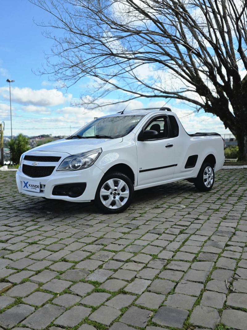 MONTANA 1.4 MPFI LS CS 8V FLEX 2P MANUAL - 2012 - FLORES DA CUNHA
